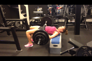 5 Dingen Die Je Niet Moet Doen Tijdens De Hip Thrust